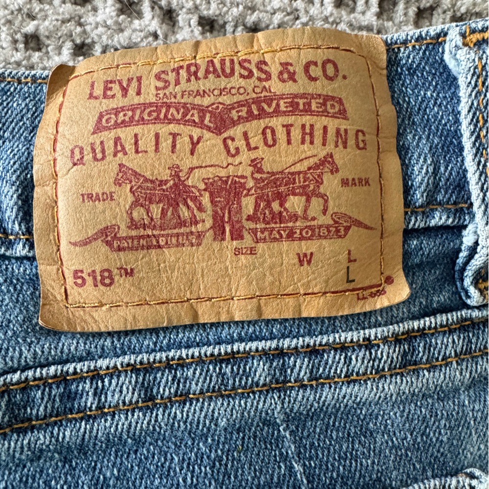 Levi's Blue Flare & Wide Leg Jeans - Picture 8 of 8